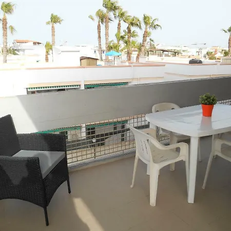 Casa Le Vele Baia Nyaraló *